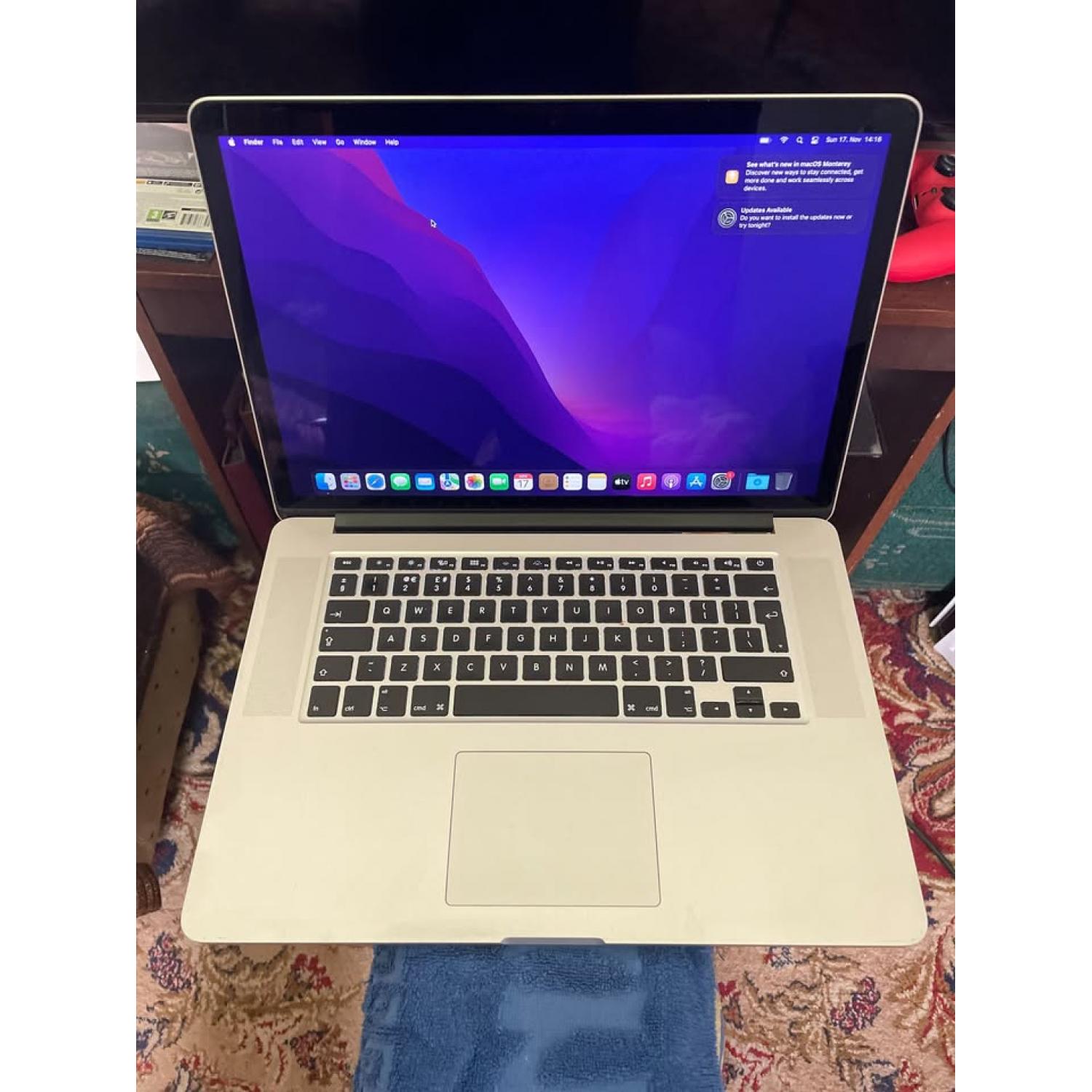 Apple MacBook PRO 15 A1398 2015 i7 2.2Gz 16GB 256GB SSD Retina Display