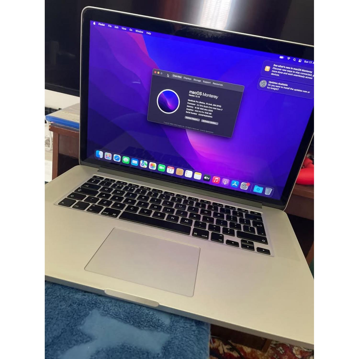 Apple MacBook PRO 15 A1398 2015 i7 2.2Gz 16GB 256GB SSD Retina Display