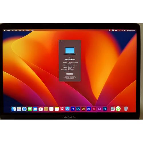 Apple MacBook Pro 13" A1989 2018 i7-8559U 16GB RAM 256GB SSD - Touch Bar + ID