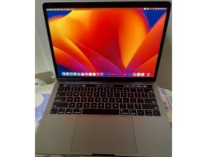 Apple MacBook Pro 13" A1989 2018 i7-8559U 16GB RAM 256GB SSD - Touch Bar + ID